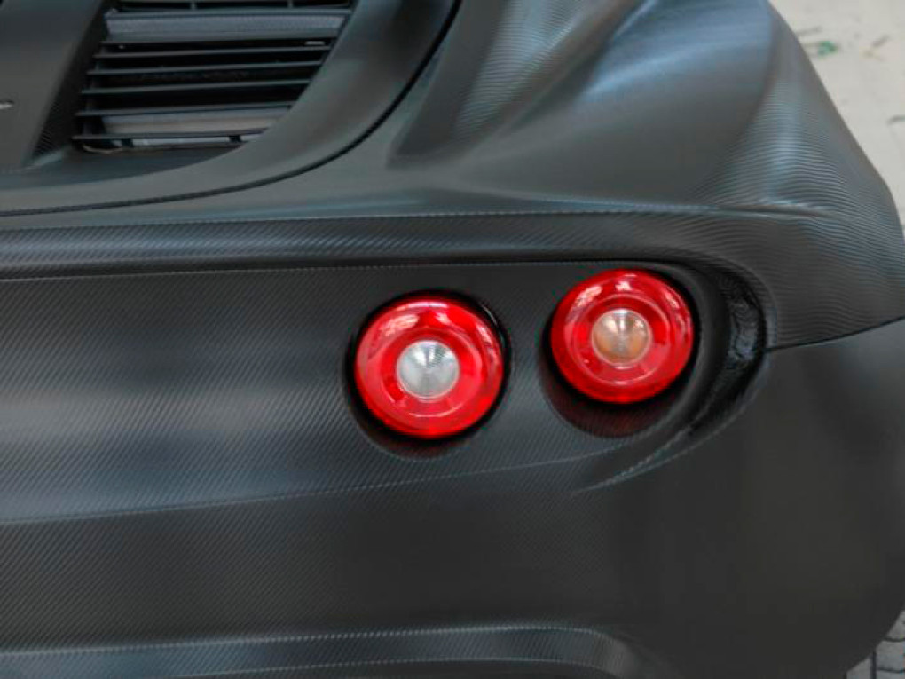 Плівка під карбон  KPMF Airelease K87021 Black Gloss Carbon Fibre-2