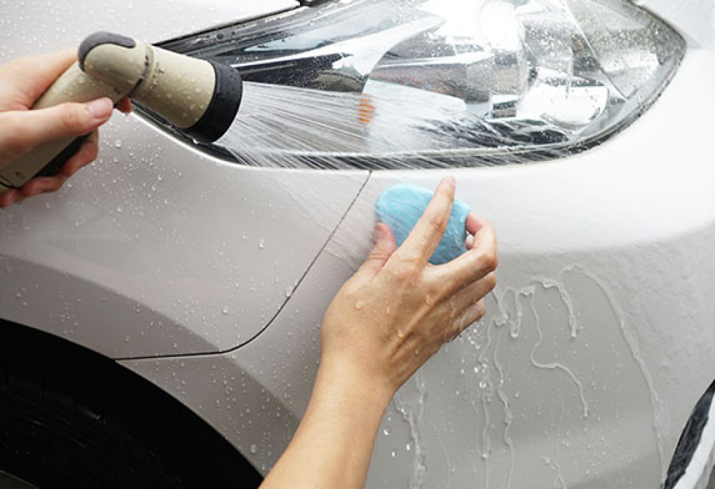 Soft99 Surface Smoother Mini глина для очищення кузова-2