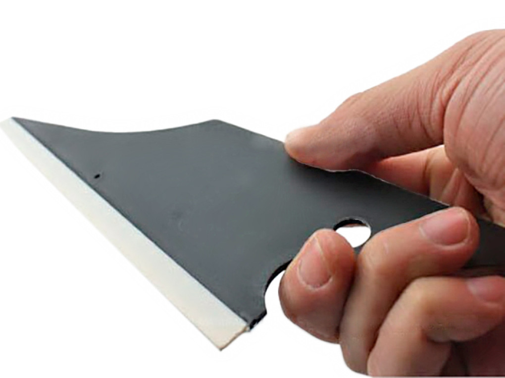 Вигонка фігурна Рибій хвіст (чорна з білим кантом)-1