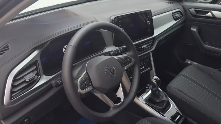 Захисне скло Pixsel на панель приладів VOLKSWAGEN T-ROC - 12.7“ 2023 -