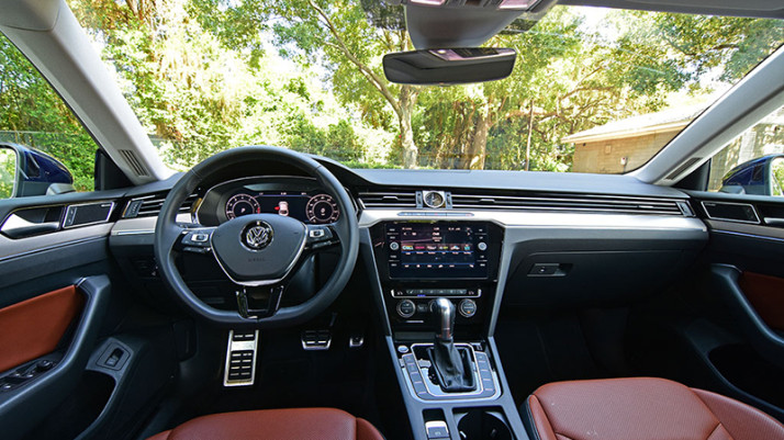 Ochronne szkło Pixsel na monitor VOLKSWAGEN ARTEON - 10.9“ 2020 -