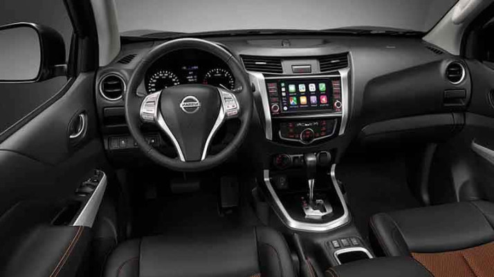 Protective glass Pixsel for monitor NISSAN NAVARA - 6.8“ 2016 -