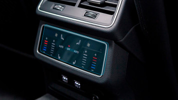 Protective glass Pixsel for rear climate-control AUDI Q8 / SQ8 / RSQ8 - 6.6“ 2018 - 2022