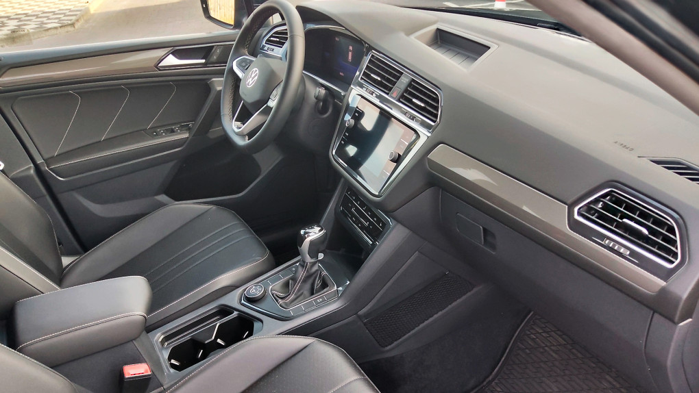 Захисне скло Pixsel на панель приладів VOLKSWAGEN TIGUAN - 13.1“ 2021 - 2023-1